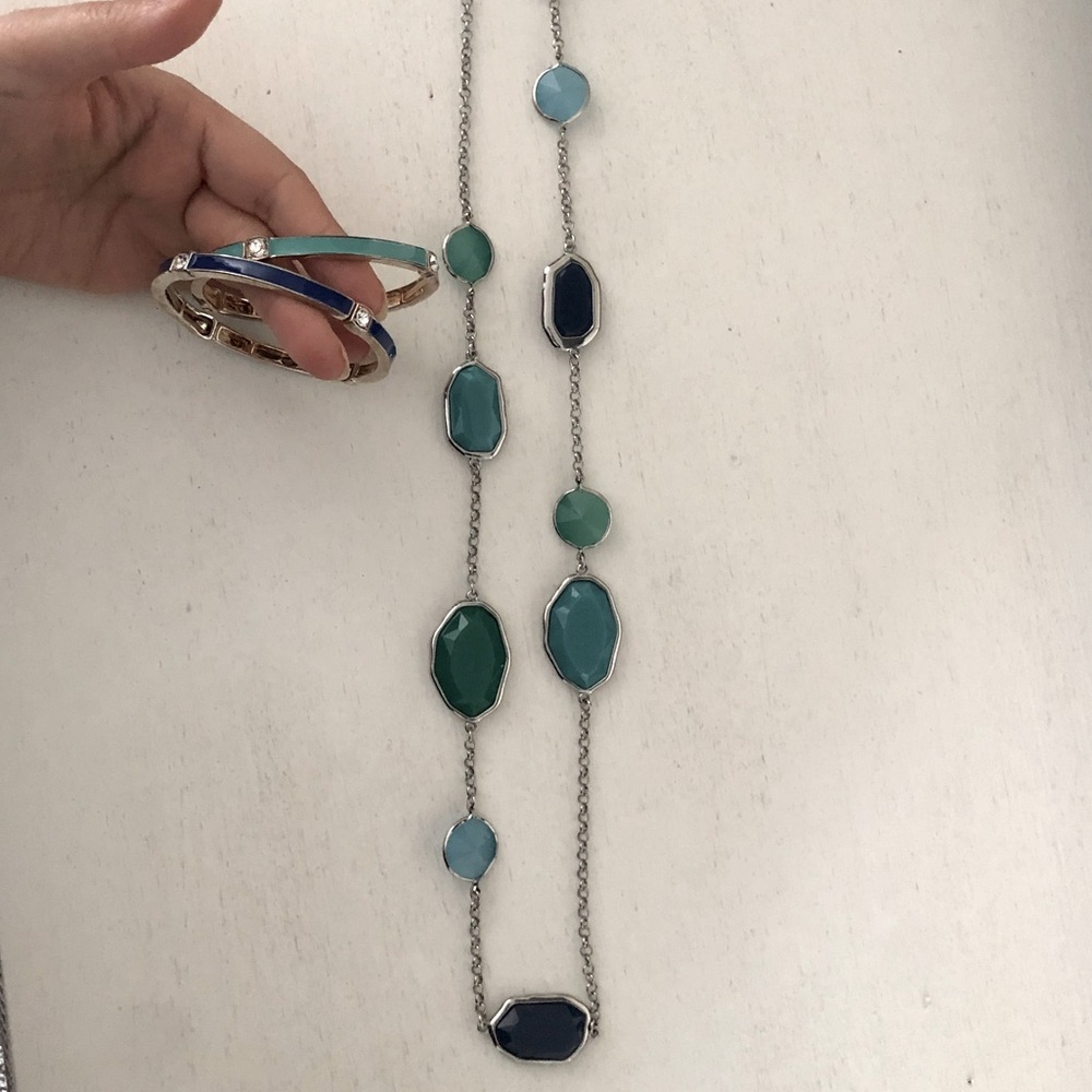 Long blue/turquoise necklace with two bracelets set